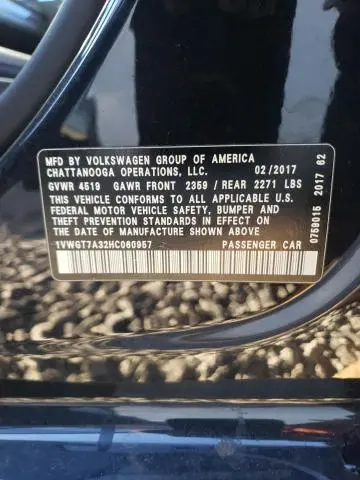 2017 VOLKSWAGEN PASSAT SE  