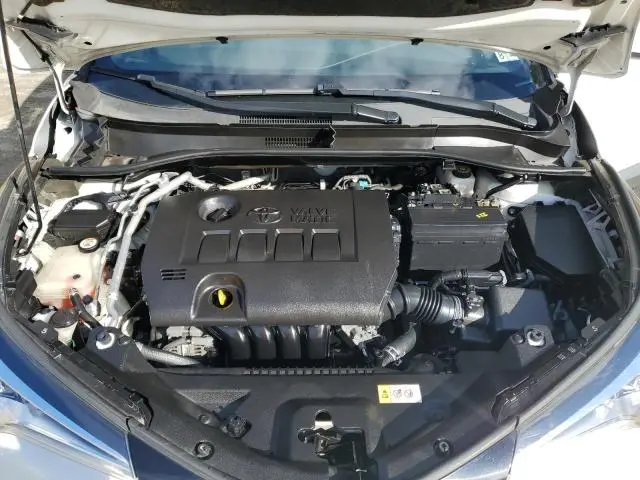 2019 TOYOTA C-HR XLE  