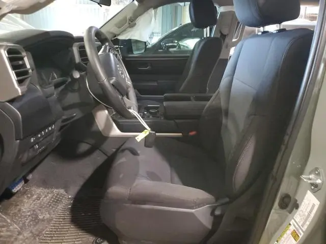 2024 TOYOTA TUNDRA CREWMAX SR  