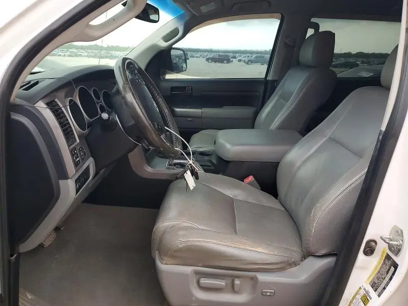 2010 TOYOTA TUNDRA CREWMAX SR5  
