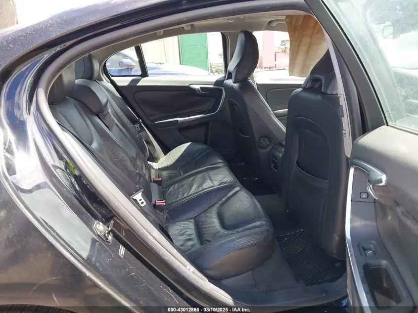 2012 VOLVO S60 T5