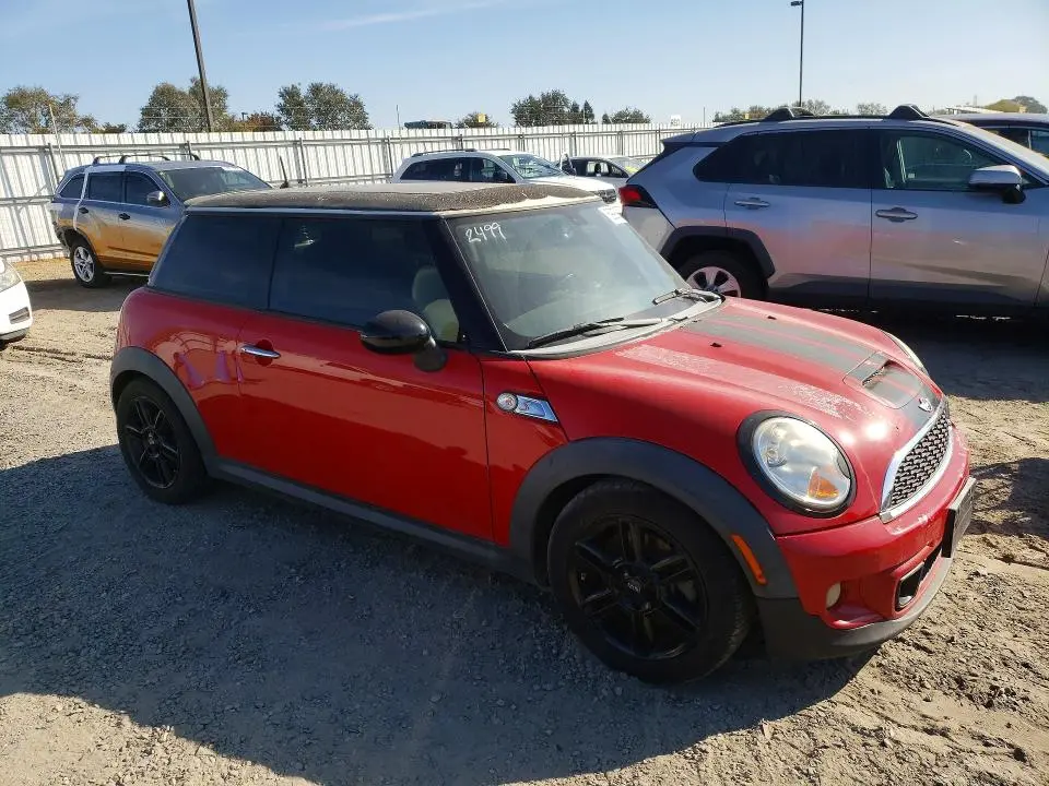 2012 MINI COOPER S  