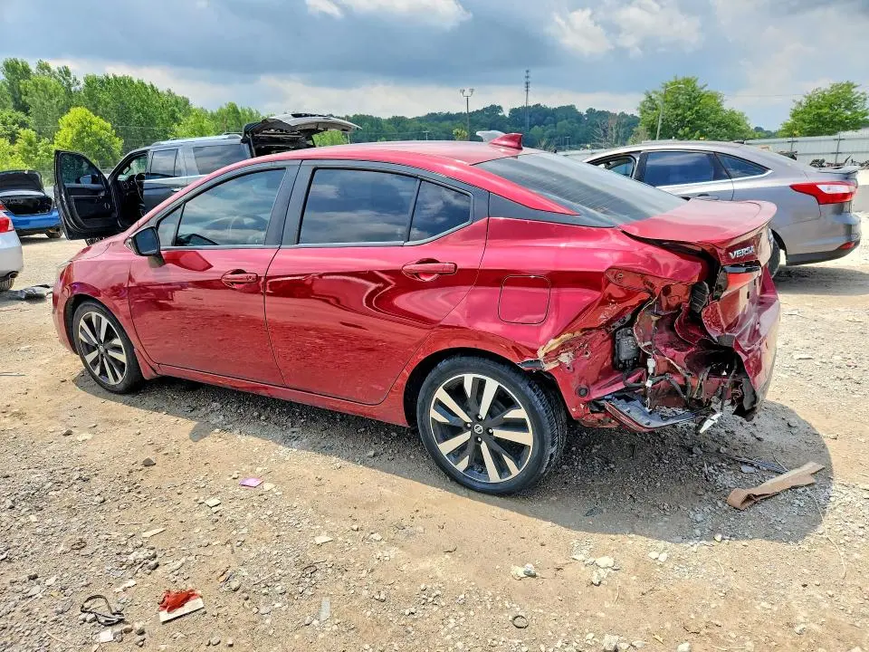 2021 NISSAN VERSA SR  