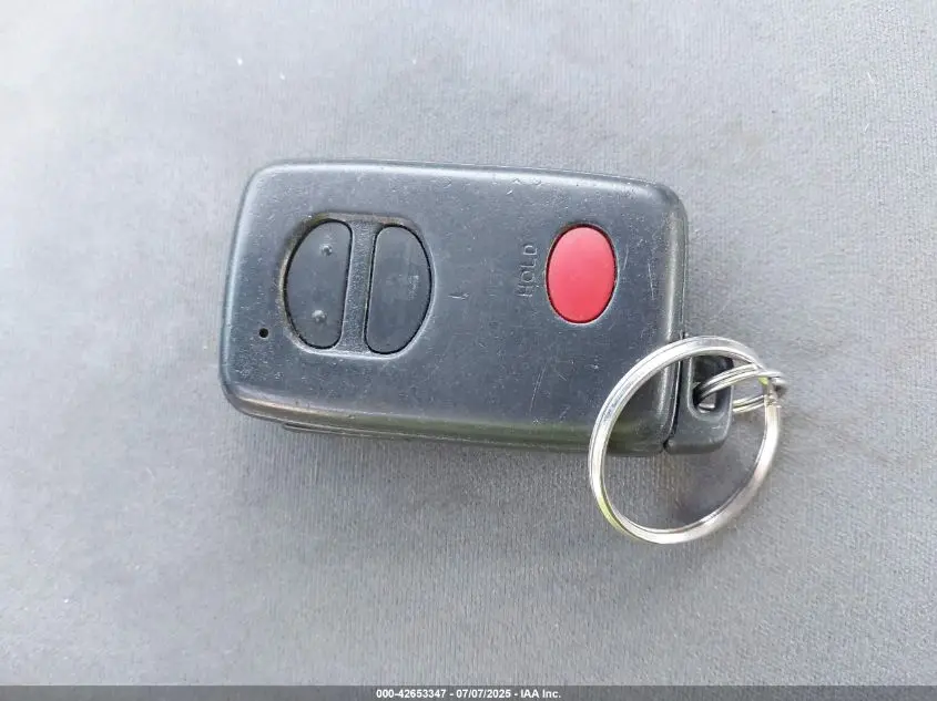 2010 TOYOTA PRIUS III