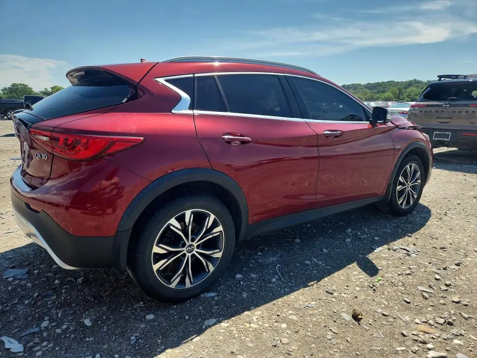 2017 INFINITI QX30 PREMIUM  