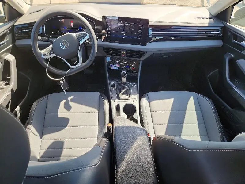 2025 VOLKSWAGEN JETTA SE  