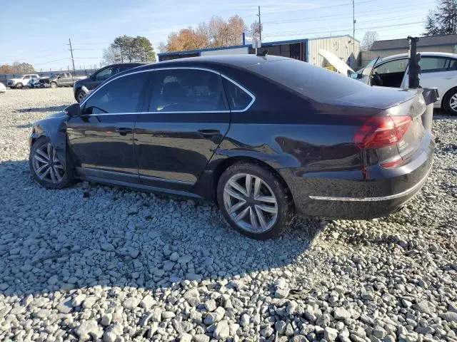 2017 VOLKSWAGEN PASSAT SE  