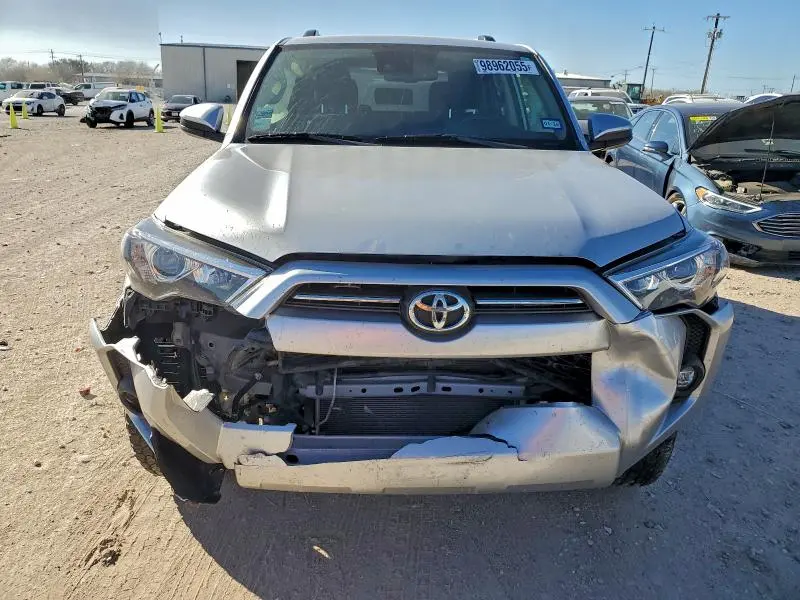 2021 TOYOTA 4RUNNER SR5/SR5 PREMIUM  