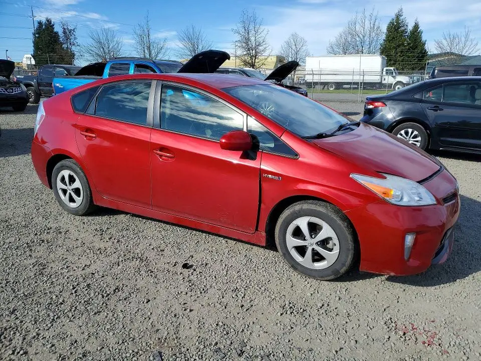 2013 TOYOTA PRIUS TWO  