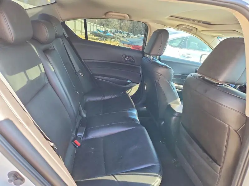 2015 ACURA ILX 20  