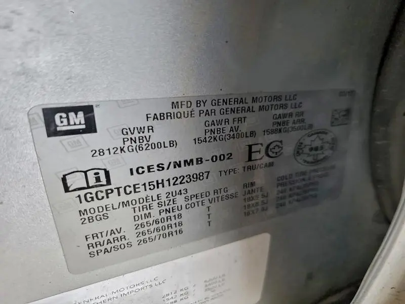 2017 CHEVROLET COLORADO LT  