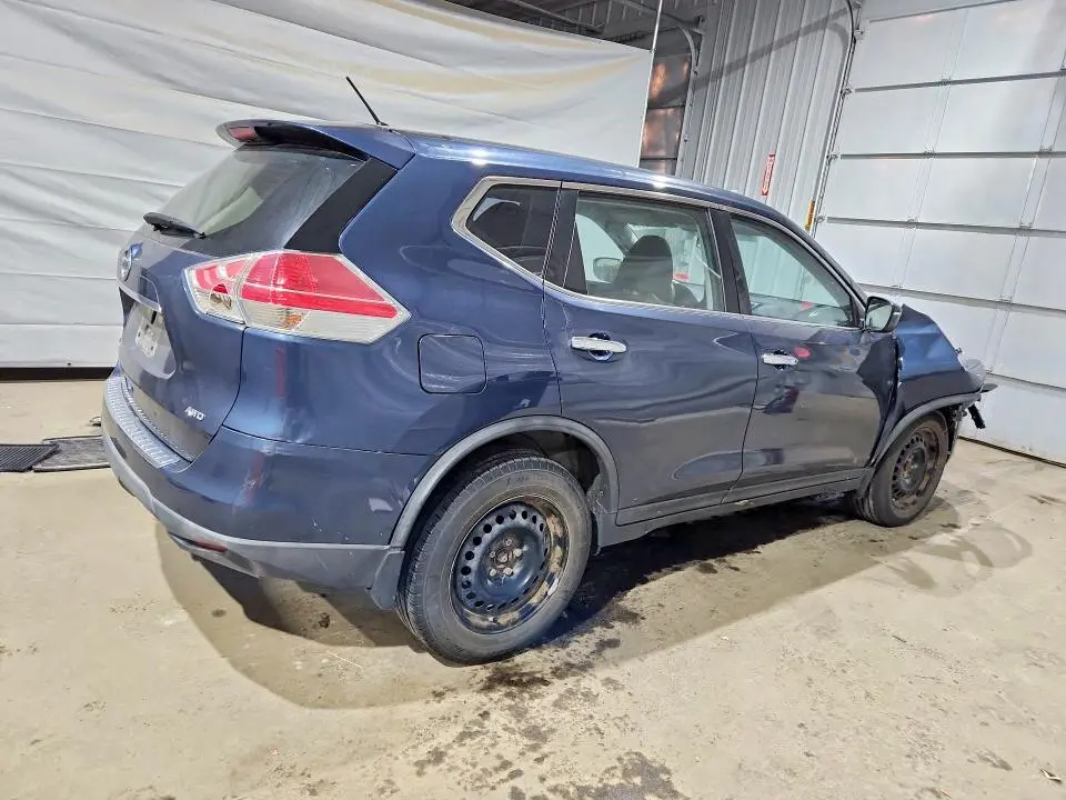 2015 NISSAN ROGUE S  