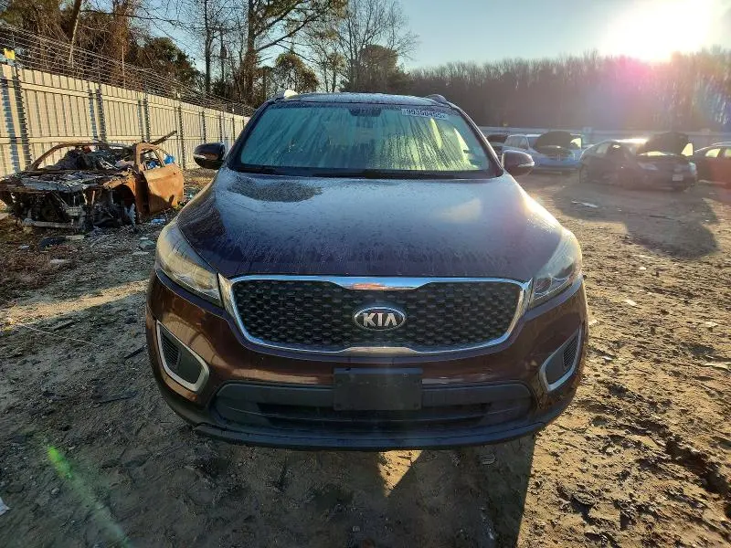2016 KIA SORENTO LX  