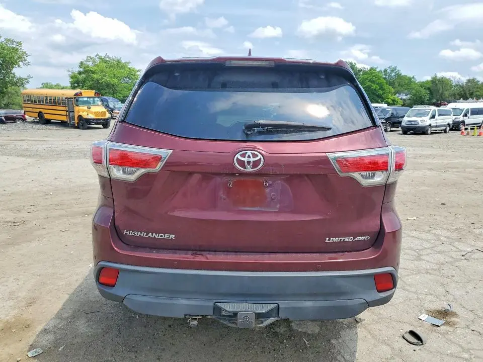2015 TOYOTA HIGHLANDER LIMITED PLATINUM  