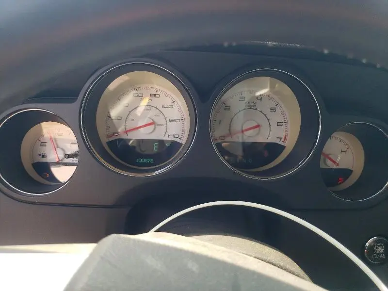 2014 DODGE CHALLENGER SXT  