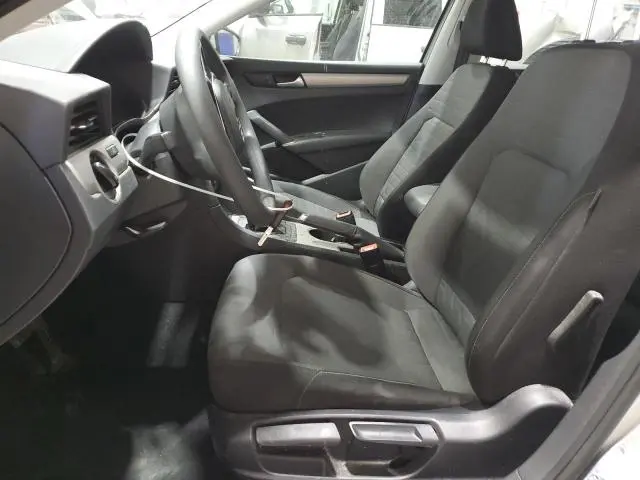 2020 VOLKSWAGEN PASSAT S  