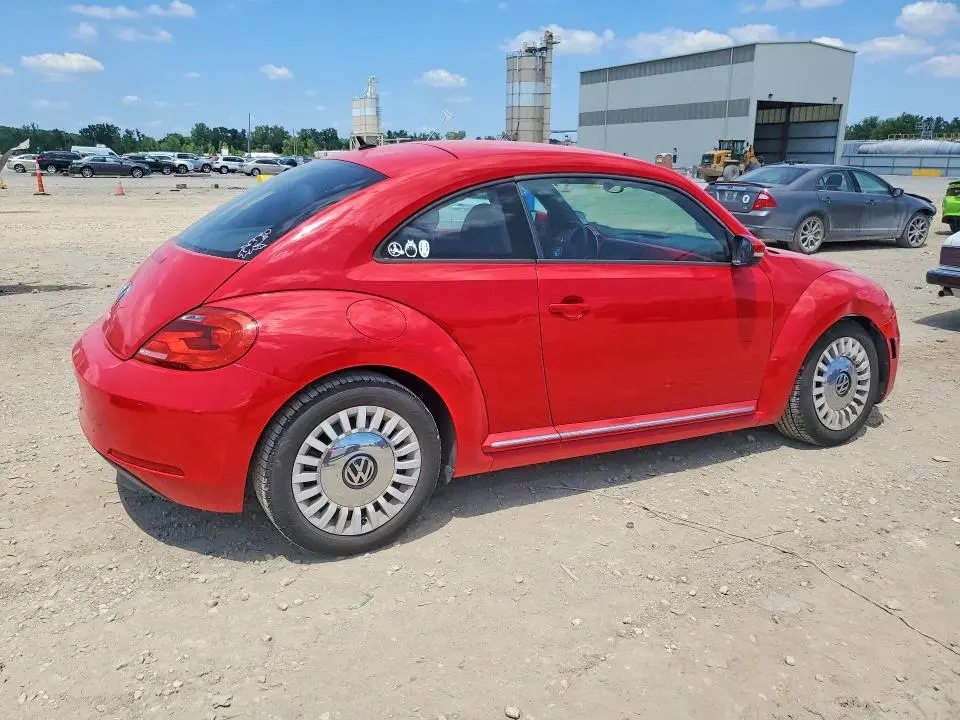2013 VOLKSWAGEN BEETLE   