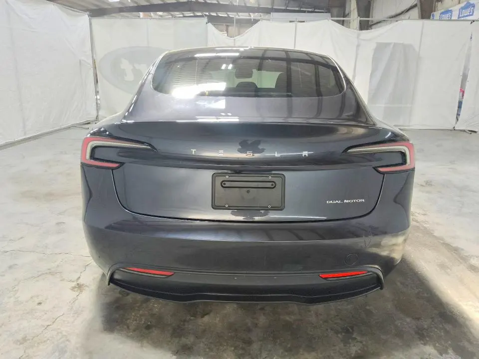 2024 TESLA MODEL 3   