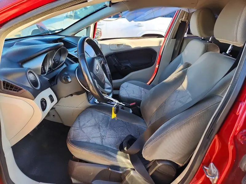 2013 FORD FIESTA SE  