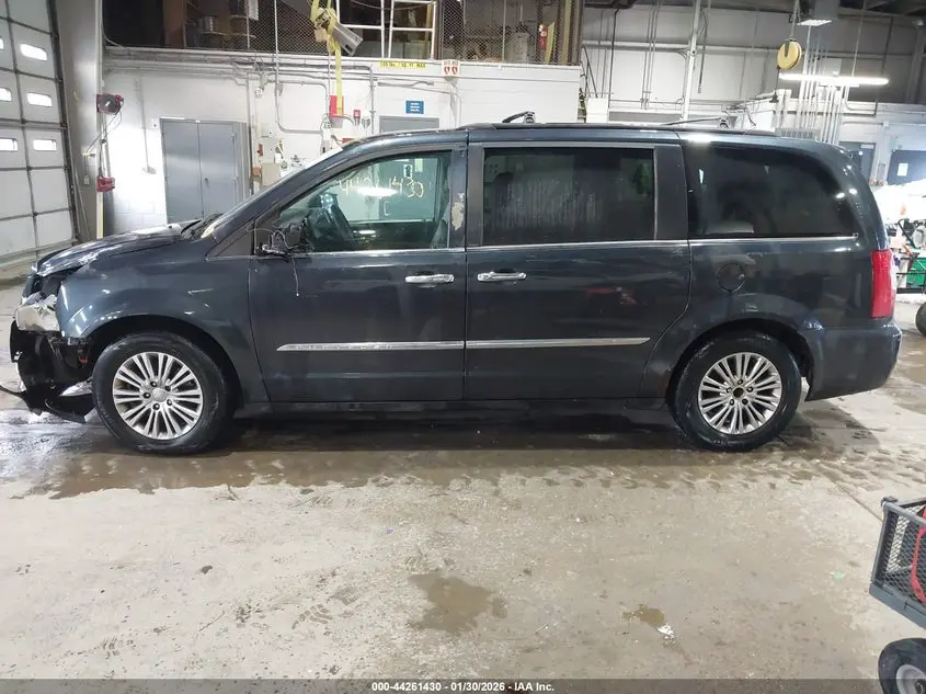 2014 CHRYSLER TOWN & COUNTRY TOURING-L
