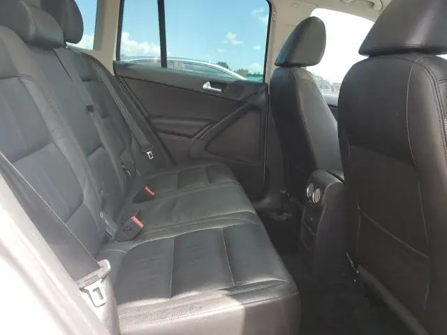 2017 VOLKSWAGEN TIGUAN SPORT  