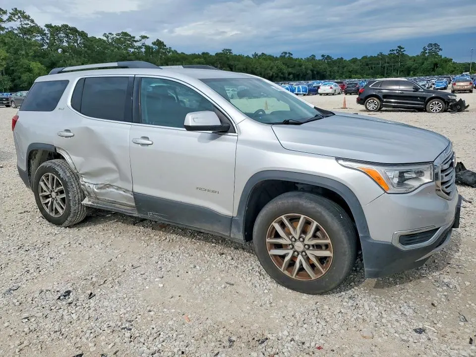 2017 GMC ACADIA SLE  