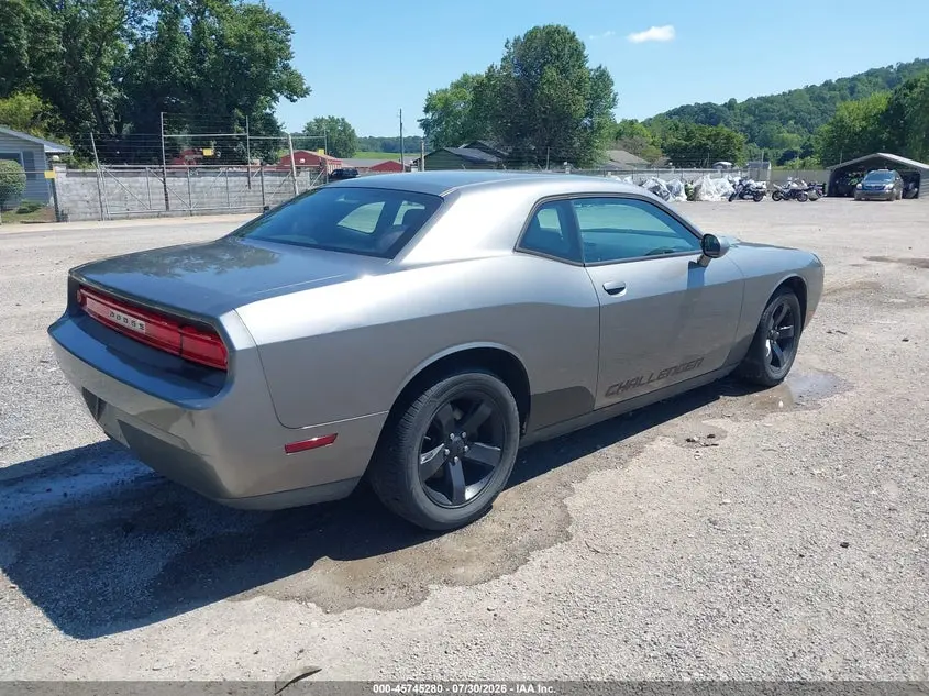 2012 DODGE CHALLENGER SXT