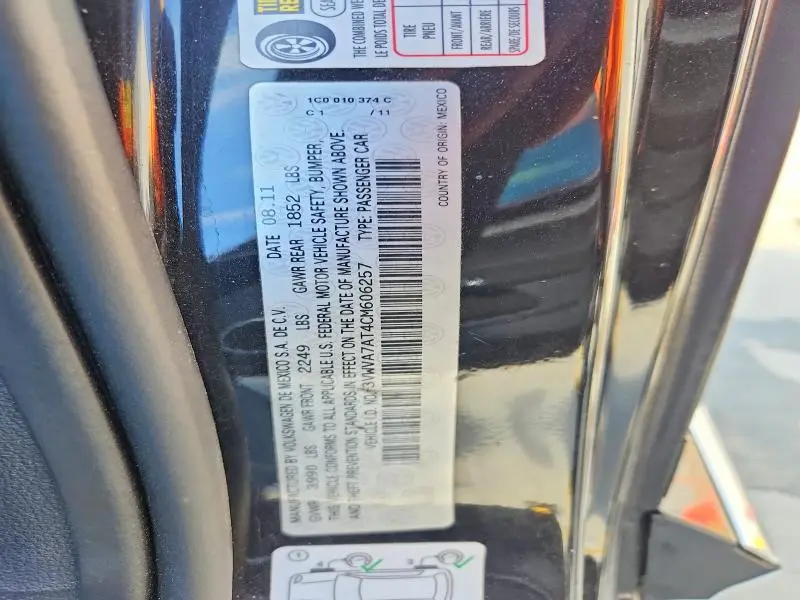 2012 VOLKSWAGEN BEETLE TURBO  