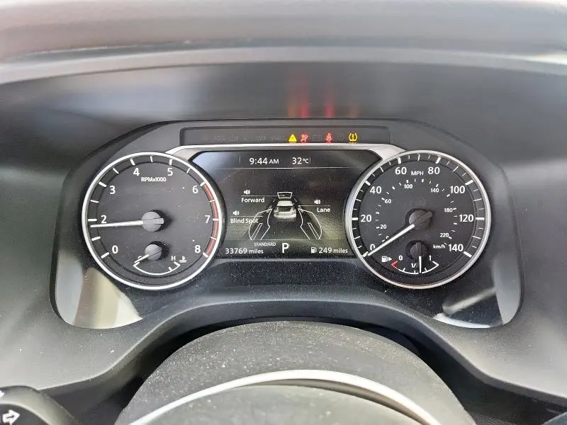 2023 NISSAN ROGUE SV  