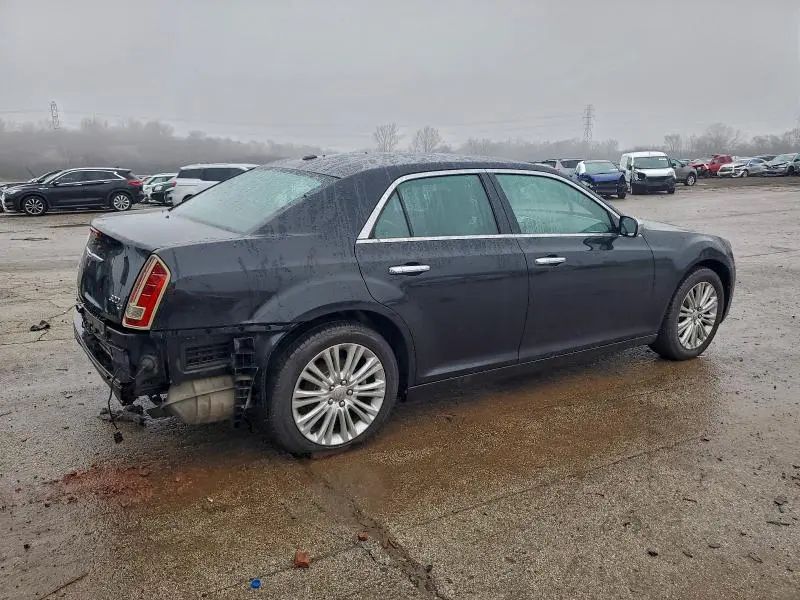 2013 CHRYSLER 300C   