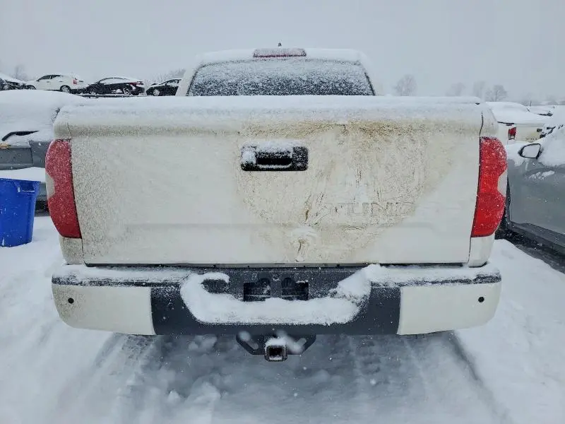 2021 TOYOTA TUNDRA CREWMAX SR5  