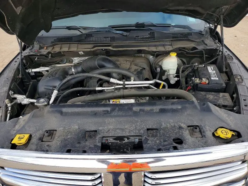 2016 RAM 1500 SLT  