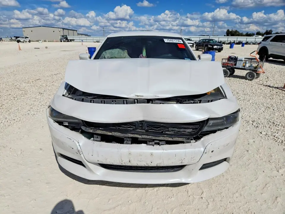 2015 DODGE CHARGER SXT  