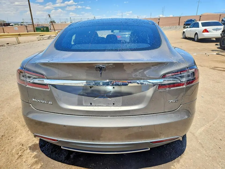 2015 TESLA MODEL S 70D  