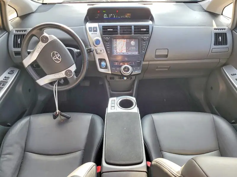 2013 TOYOTA PRIUS V FIVE  