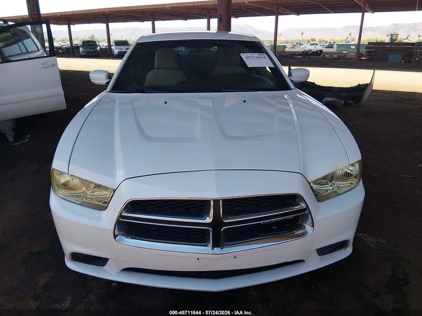 2013 DODGE CHARGER SE