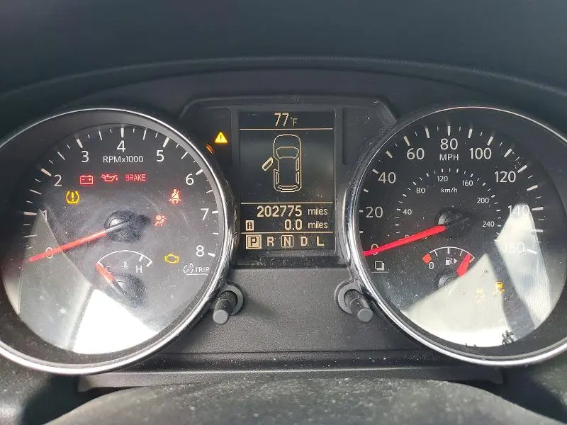 2011 NISSAN ROGUE S  