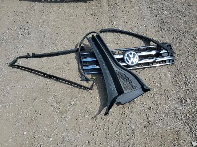 2018 VOLKSWAGEN ATLAS SE  