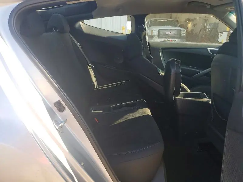 2014 HYUNDAI VELOSTER BASE  