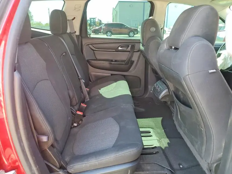 2014 CHEVROLET TRAVERSE LT  