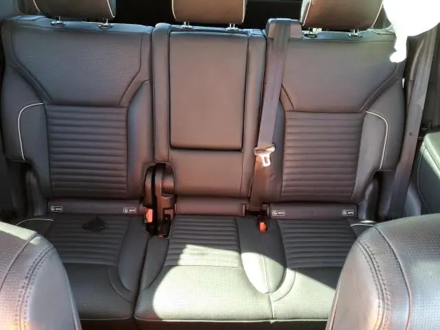 2017 LAND ROVER DISCOVERY HSE LUXURY  