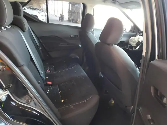 2021 NISSAN KICKS S  