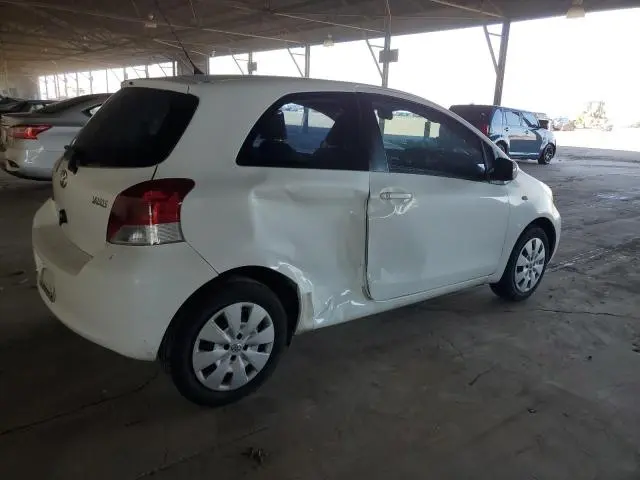 2011 TOYOTA YARIS