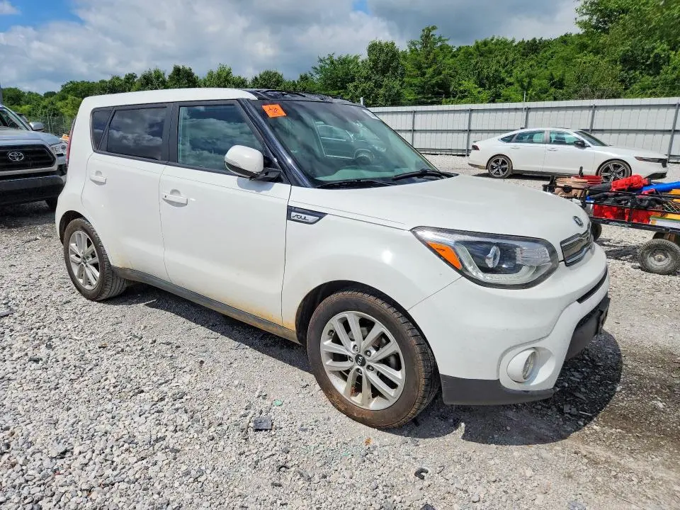 2019 KIA SOUL +  