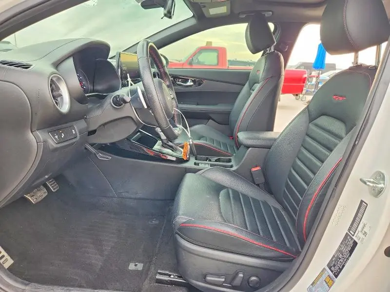 2024 KIA FORTE GT  