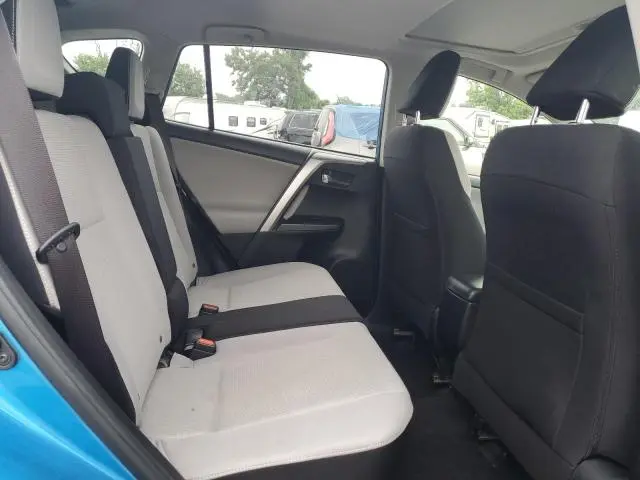 2016 TOYOTA RAV4 XLE  