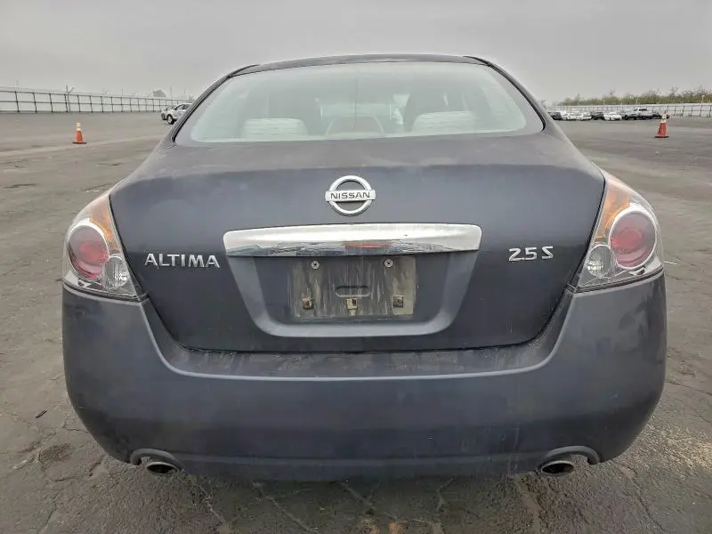2010 NISSAN ALTIMA BASE  
