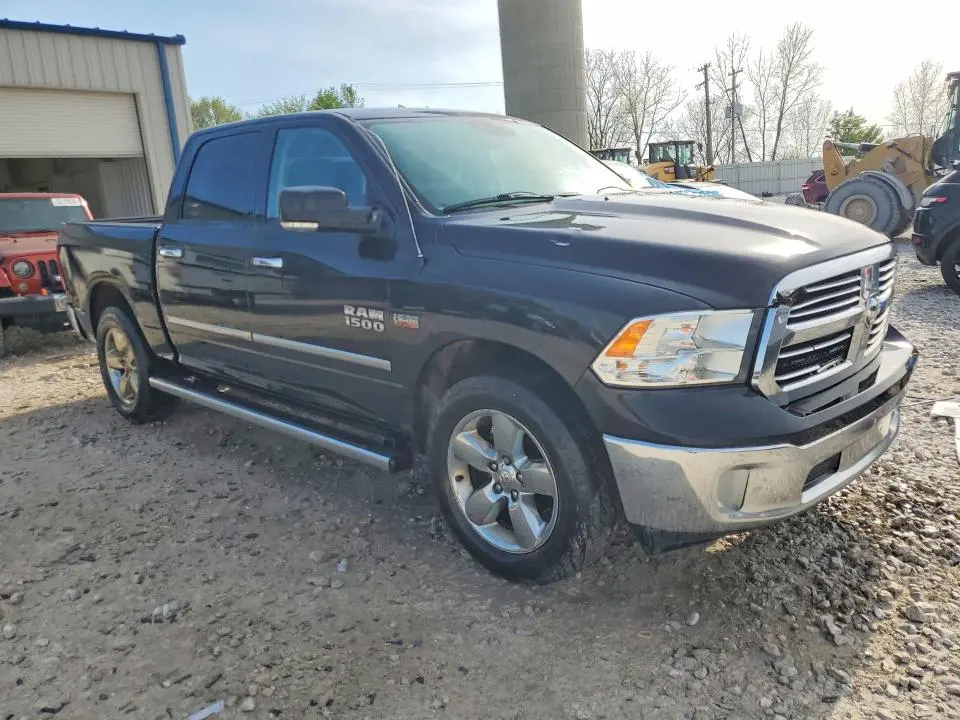 2015 RAM 1500 SLT  