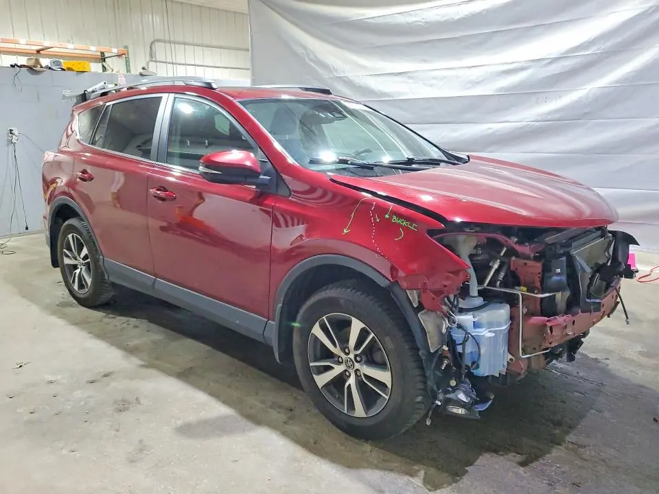 2018 TOYOTA RAV4 XLE  