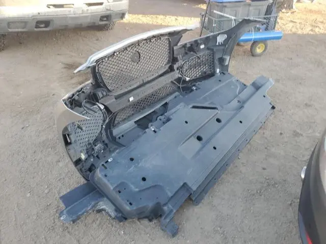 2018 JAGUAR F-PACE R - SPORT  